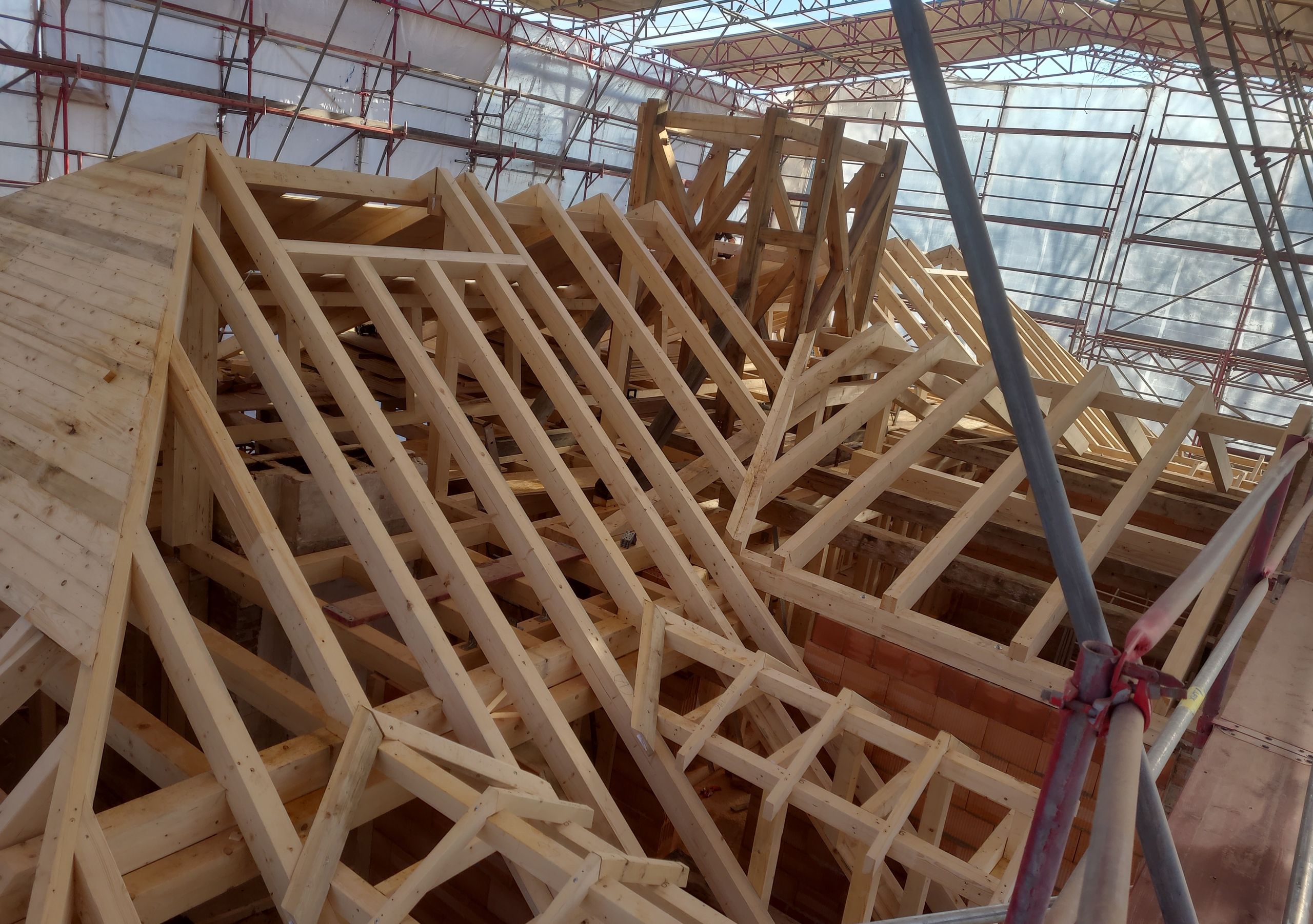 Dachstuhl und Holzbau